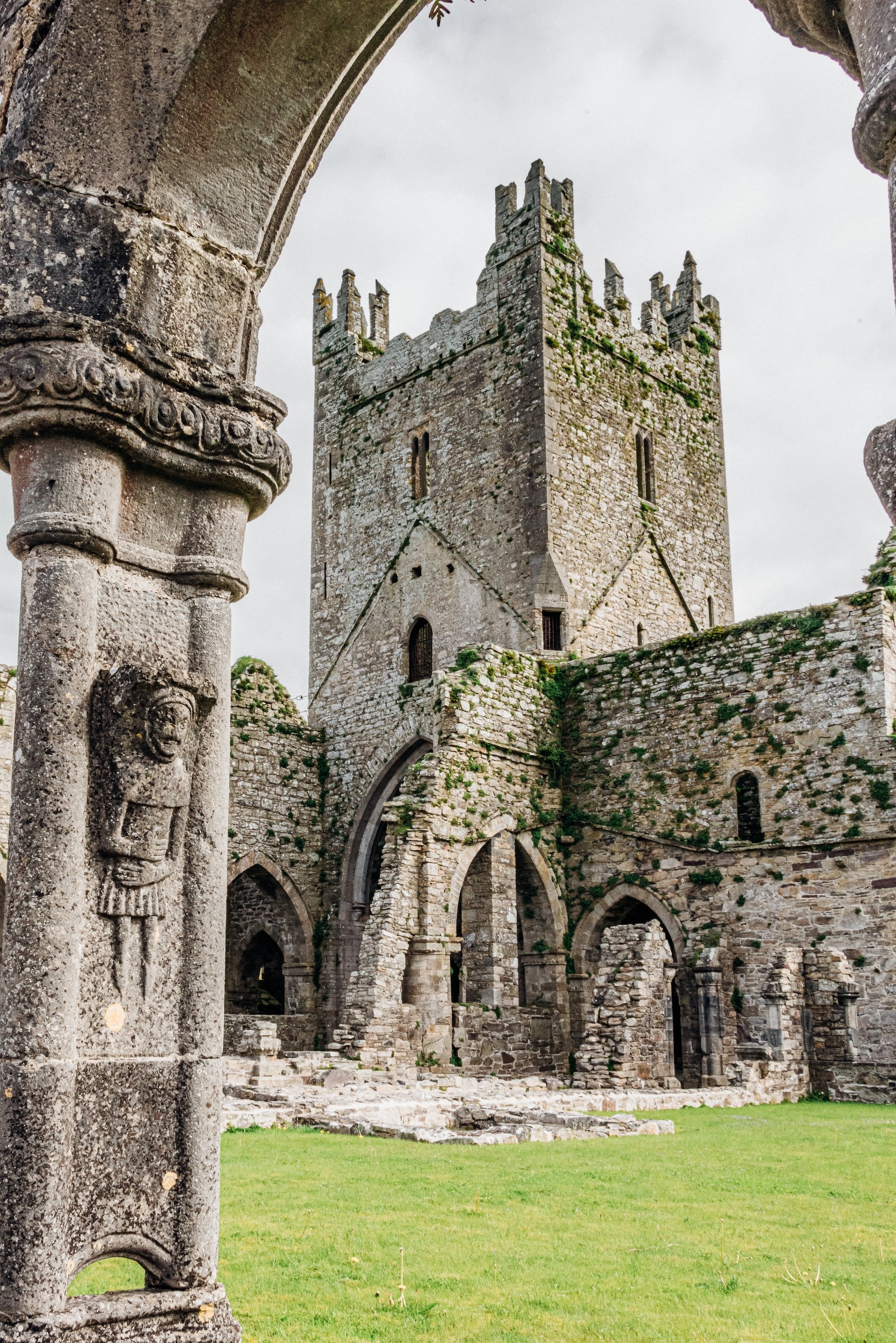 Jerpoint Abbey via Shutterstock