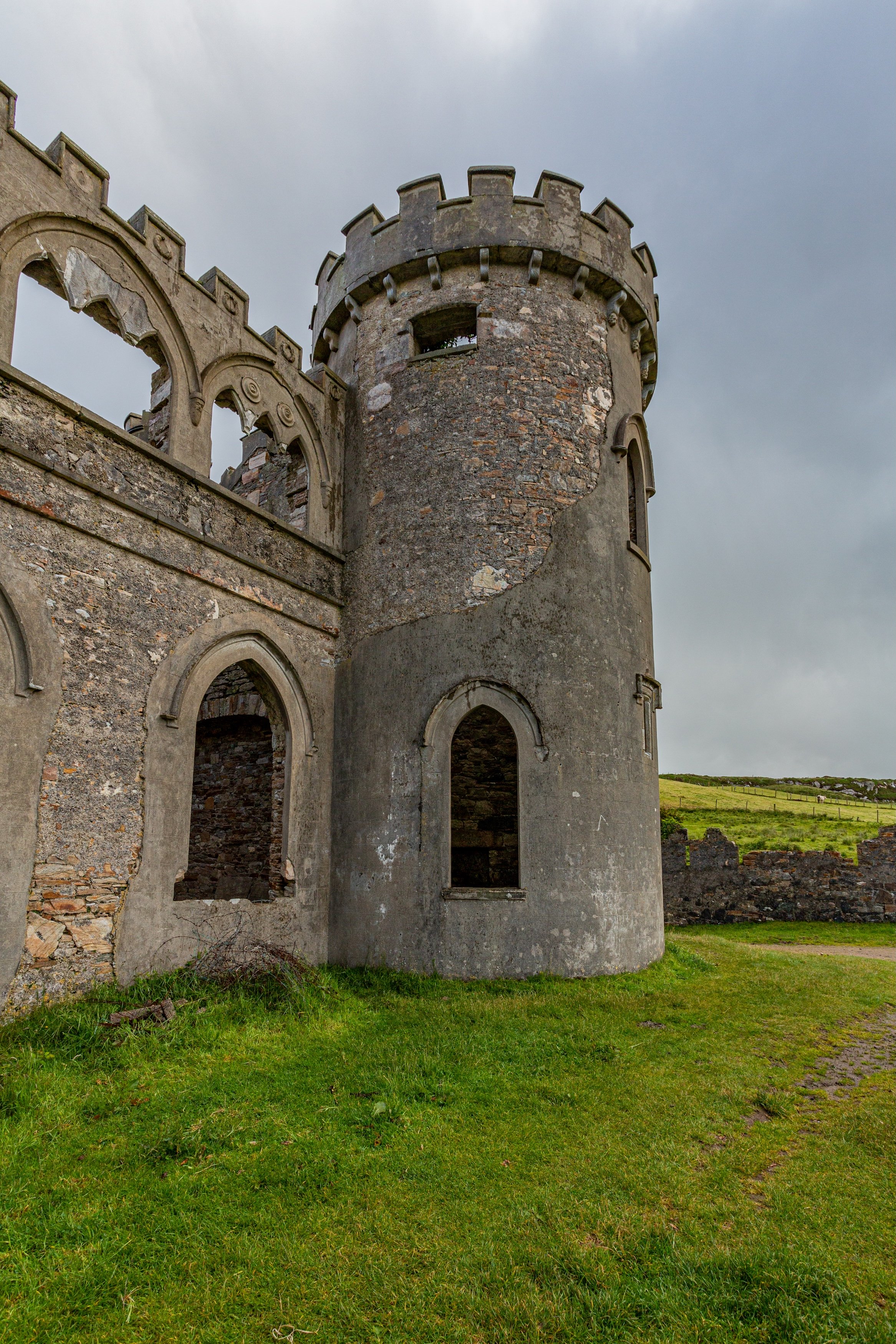 Tower at Clifden Castle via Shutterstock.